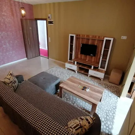 Apartment и студия у Mark *