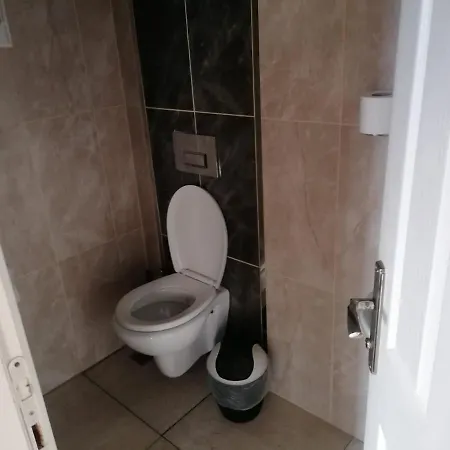 и студия у Mark Antalya